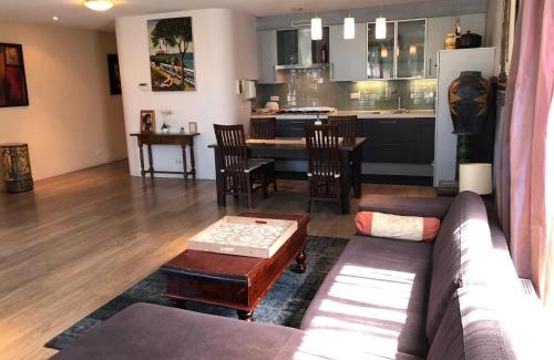 Oostelijke Eilanden en Kadijken Apartment | Lounge Park Apartment