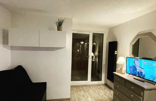 Mont-de-Lans Apartment | LOuréa studio 4 pers retour skis au pieds
