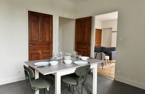Luc-la-Primaube Apartment | LOustal d Henri 3 chambres