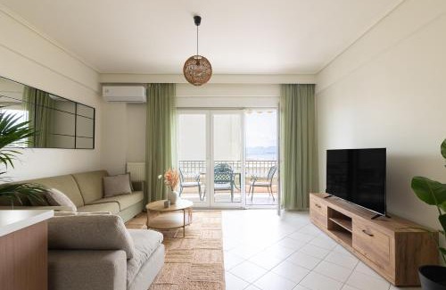 Loutraki-Agioi Theodoroi Apartment | Loutraki Seaview Apt - 2BR, Terrace & BBQ I Beach