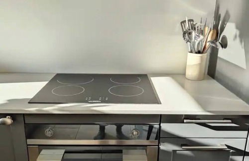 Saint-Aubin-de-Terregatte House | Louvel House