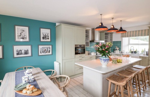 Cadgwith House | LOUVAIN, family friendly, luxury holiday cottage in Ruan Minor