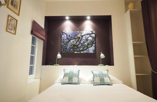 Vivienne Apartment | Louvre Opera Private ChicSuites