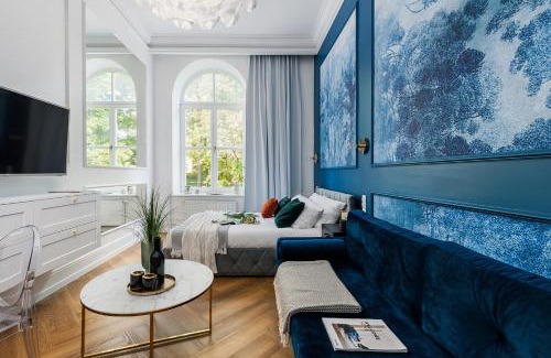 Stradom Apartment | Louvre Studios - LoftAffair