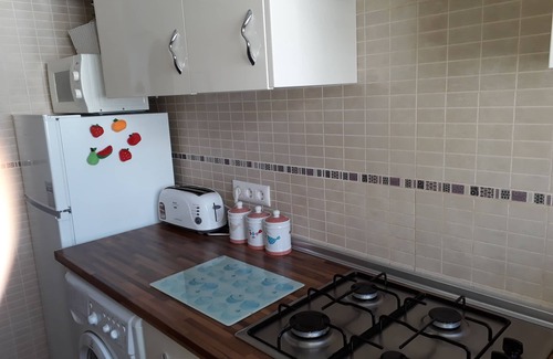 Javea Apartment | Love 2 bed apartment. Sleeps 4 with wifi, satellite TV and pool.