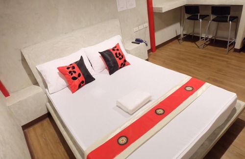 Bang Phli Resort | Love Box Resort