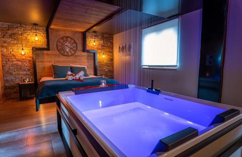 Bischoffsheim Apartment | Love industrie & spa - Suite Romantique en Alsace - Terrasse et garage