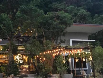 Sichon House | Love Mountain House