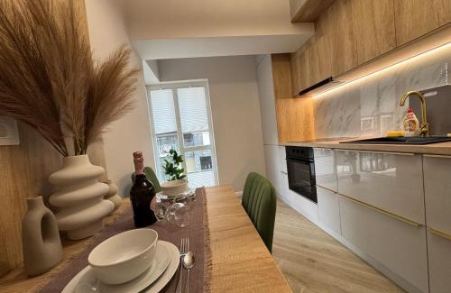 Iasi Apartment | Love My Apartments Near Airport - Underground Parking