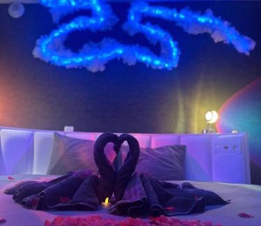 Vieille-Toulouse Apartment | Love paradis jacuzzi spa
