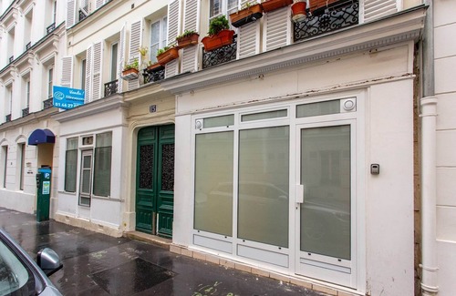 Batignolles Apartment | Love room - 2P with Jacuzzi