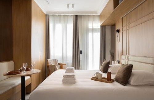 Plaisance Apartment | Love room avec Jacuzzi & Cinema-Gare Mont Parnasse