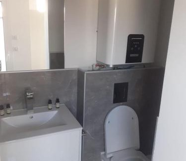 Tremblay-en-France Hotel | Love Room Douceur