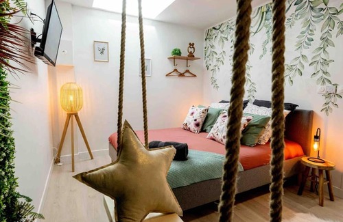 Aubie-et-Espessas Apartment | Love Room et spa - Le Cocon