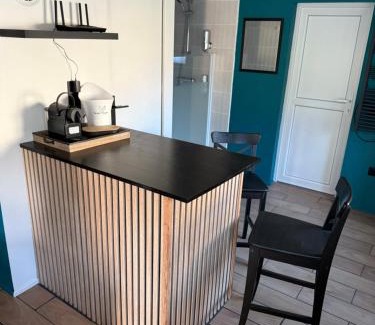 Warluis Apartment | Love room, Le 827