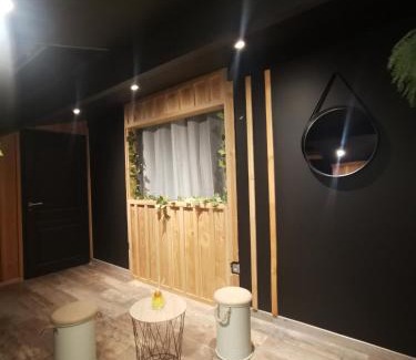 Saint-Denis-de-Pile Apartment | love room paradix