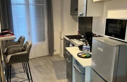 La Lunette Apartment | Love Room Perpignan by Sunnyroom