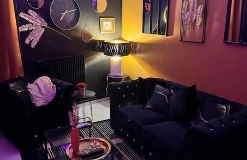 La Lunette Apartment | Love Room Perpignan by Sunnyroom