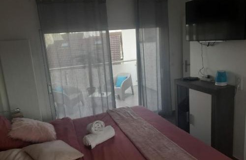 Tremblay-en-France Hotel | Love Room Séduction