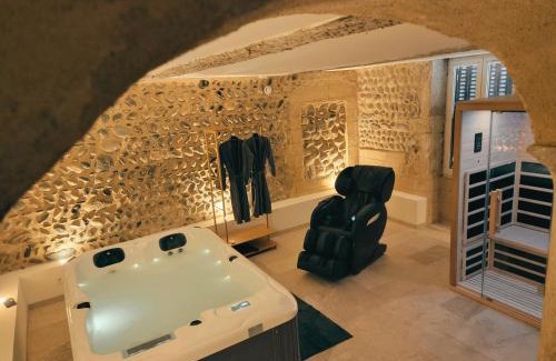 Valence Apartment | Love Room Valence
