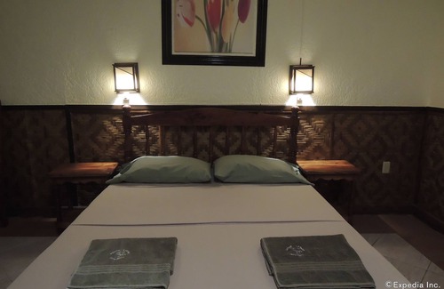 Moalboal Hotel | Love's Beach and Dive Resort