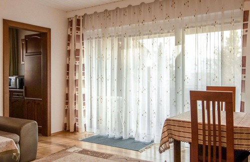 Seelach Apartment | Lovely apartment for 6 guests with WIFI, TV, balcony and panoramic view