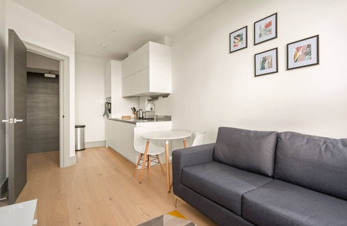 Rayners Lane Apartment | Lovely 01 bed pet friendly Apartment in Harrow