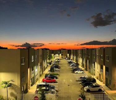 Ojus Apartment | Lovely 1 bed condo with pool/wifi free parking