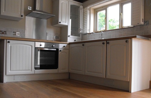 Cowbeech Cottage | Lovely 1-Bed Cottage in rural cowbeech Hailsham
