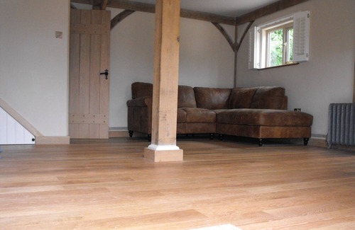 Cowbeech Cottage | Lovely 1-Bed Cottage in rural cowbeech Hailsham