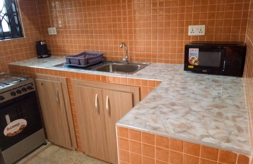 Tema House | Lovely 1-Bed House in Tema, Afienya-Mataheko Accra
