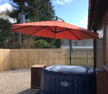 Fochabers Ski Chalet | Lovely 1-Bed House in Fochabers Scotland
