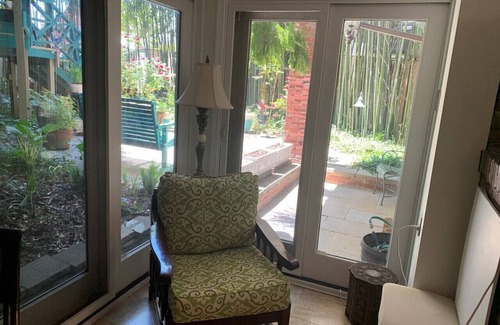 Foxhall Village Apartment | Lovely 1 bedroom apartment in Foxhall Village