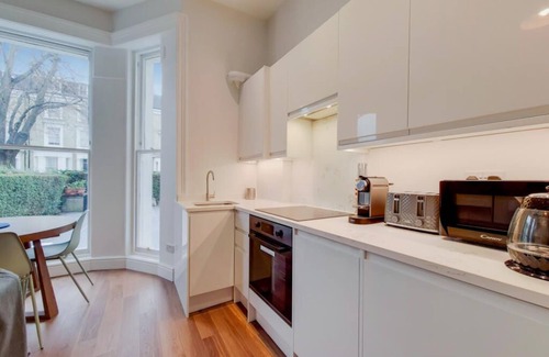 Avonmore and Brook Green Apartment | Lovely 1 bedroom apartment in Kensington