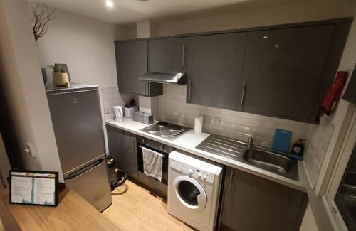 Tottenham Hale Apartment | Lovely 1 bedroom apartment in London