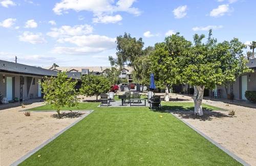 Camelback East Apartment | Lovely 1-bedroom condo in Biltmore