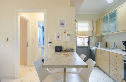 Ilioupoli Apartment | Lovely 1-bedroom flat in ideal location