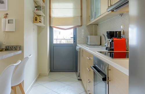Ilioupoli Apartment | Lovely 1-bedroom flat in ideal location