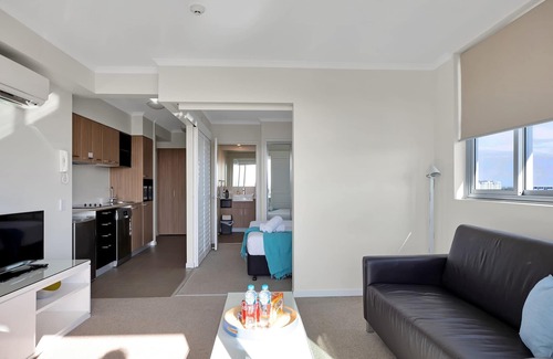 Mackay Apartment | Lovely 1-bedroom in the Heart of Mackay w/Pool