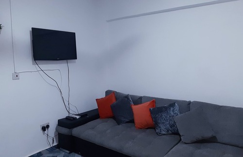 Tema Apartment | Lovely 1-bedroom unit rental for short and long stays.