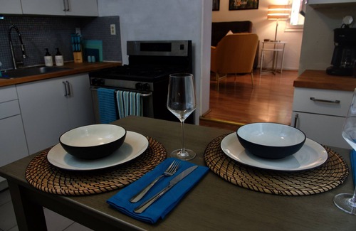 Lower Pacific Heights Apartment | Lovely 1 Bedroom Garden flat in Victorian Building