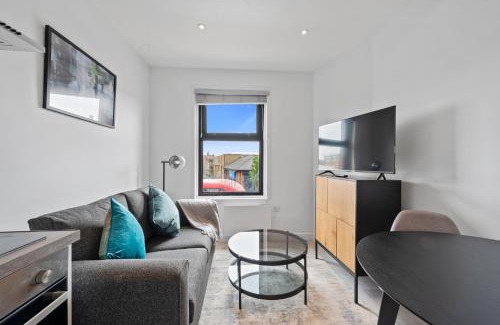 Tottenham Apartment | Lovely 1 Bedroom with outdoor space