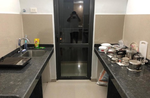 Amarnath Apartment | Lovely 1 BHK flat. Good vibes! Relax & Rejuvenate