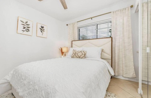 Lake Park House | Lovely 2-Bdr w/Patio, Lake Park!