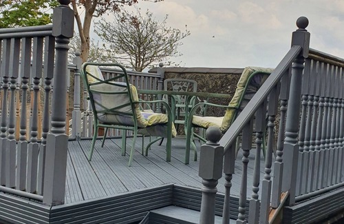 Porthmadog Apartment | LOVELY 2 BED APARTMENT PORTHMADOG HARBOURSIDE FANTASTIC VIEWS