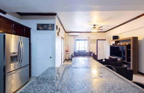 Eden Gardens Apartment | Lovely 2-Bed Apartment in the New Kingston Area