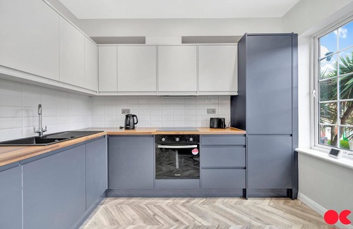 Lea Bridge Apartment | Lovely 2-Bed Apartment in London
