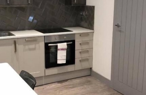Stanford-le-Hope Apartment | Lovely 2-Bed Apartment in Stanford-le-Hope