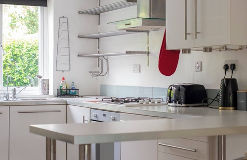 Walworth House | Lovely 2-bed house 15-minutes to Central London