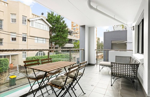 Coogee Apartment | Lovely 2-Bed with Balcony 150 m from Coogee Beach